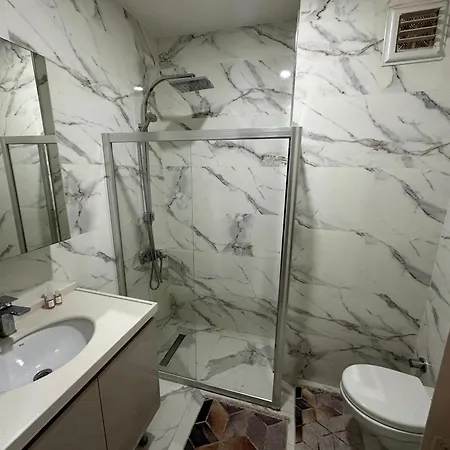 Gold - Bakirkoey Center * Istanbul