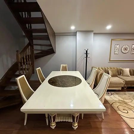 Gold - Bakirkoey Center Apartment *