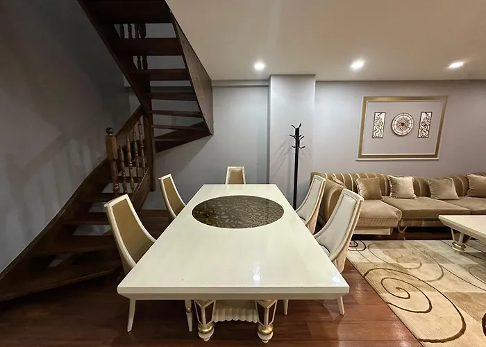 Gold - Bakirkoey Center Apartment *